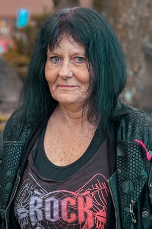 <!DOCTYPE html>
Suzanne, Göteborg.Är stolt över sig själv.